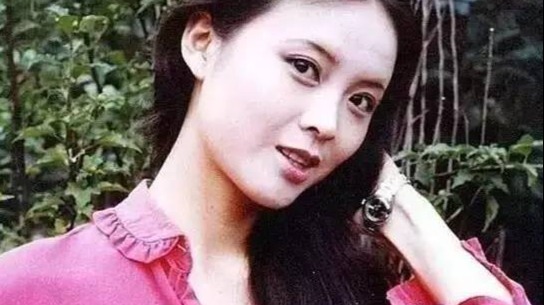 回顾87版《红楼梦》电视剧片段，这一段周月演技炸裂