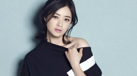 提起考中戏落榜一事，蒋欣调侃：可能是因为我太胖了