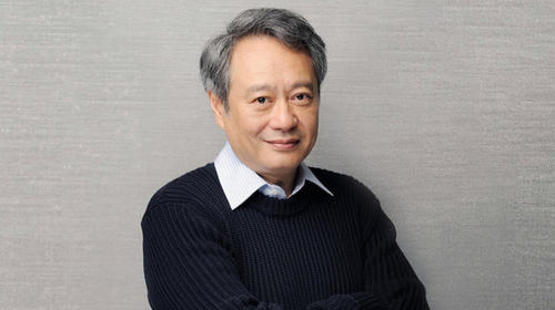 李安在49岁时曾考虑退休父亲写下了这样一幅对联送给他