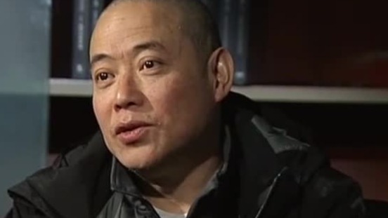 《俄狄浦斯王》细节：演员在舞台上为何戴着面具？