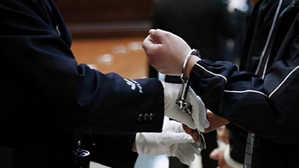 敲诈公职人员女辅警家属发声
