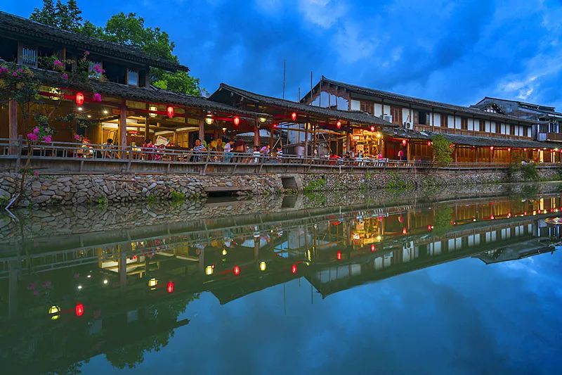 浙南最不容错过的自驾线路，包揽世界级山海景观，还藏了个“最美桃花源”！