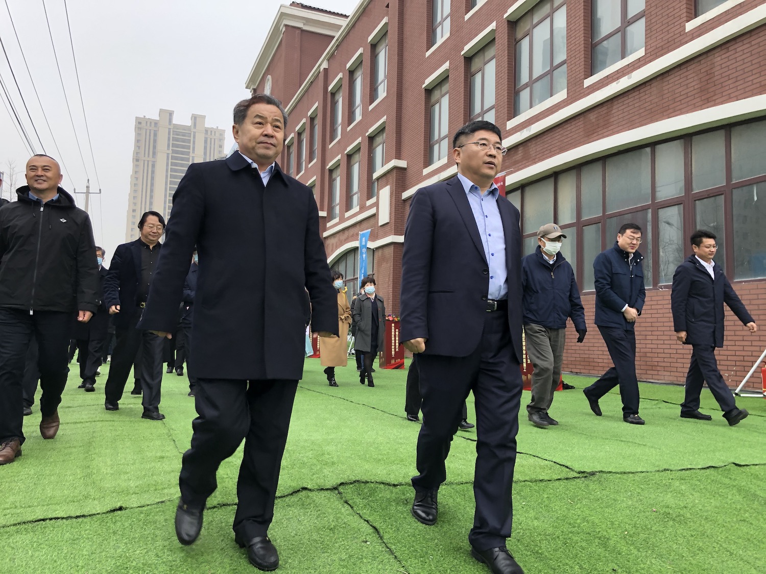 青岛高新区银海幼儿园开园暨海大附属高新区银海学校教职工长租公寓奠基仪式成功举办