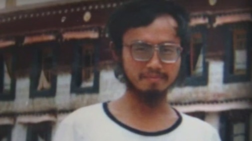 西川和骆一禾是如何认识的？西川：是诗歌将我们联系在一起的