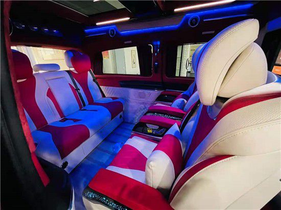 奔驰v260房车能上厅堂能下厨房商务必备