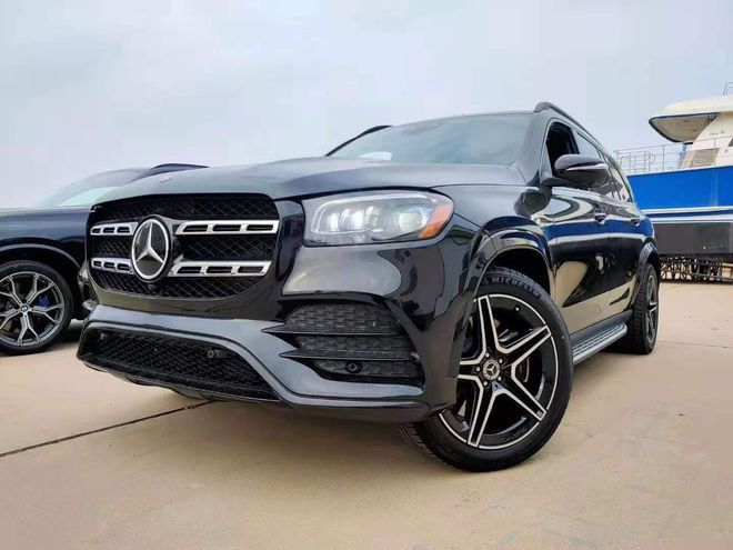 21款奔驰gls580惊爆价150万年底无限惠