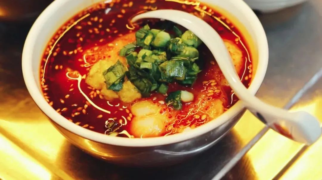 一碗洋芋搅团，浓缩了家的味道！