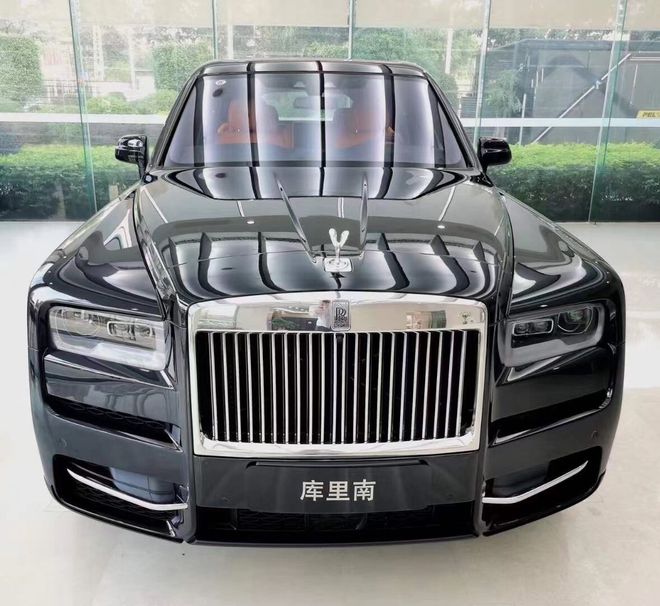 劳斯莱斯库里南710万 贵有贵的道理