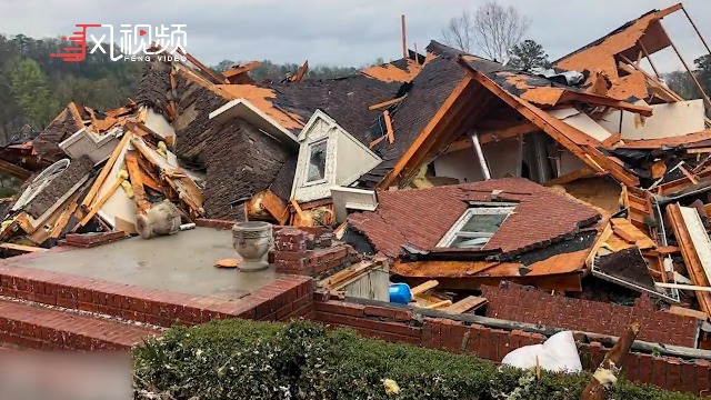 美国阿拉巴马州遭遇龙卷风 至少5人死亡