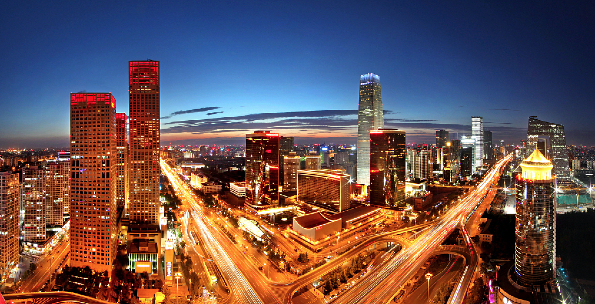 恒大翡翠华庭铂郡看风景的你被人盯上了