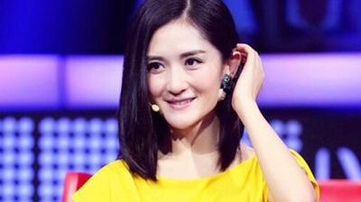 《快乐大本营》爆笑名场面！谢娜主持抖梗无数，笑料全靠临场发挥