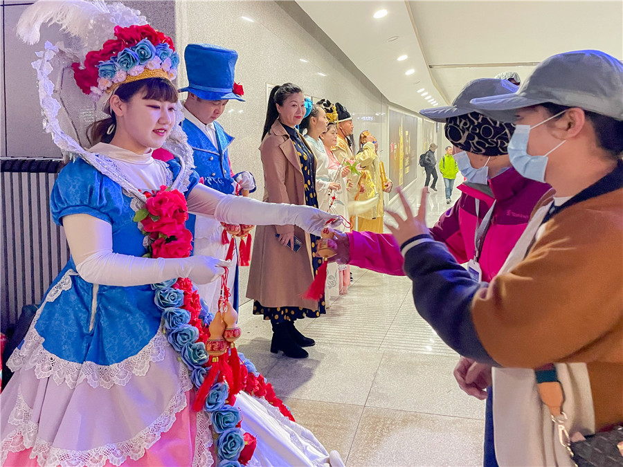 你与仙境只有“一场梦”的距离!首趟“蓬长仙境号”旅游专列抵蓬!