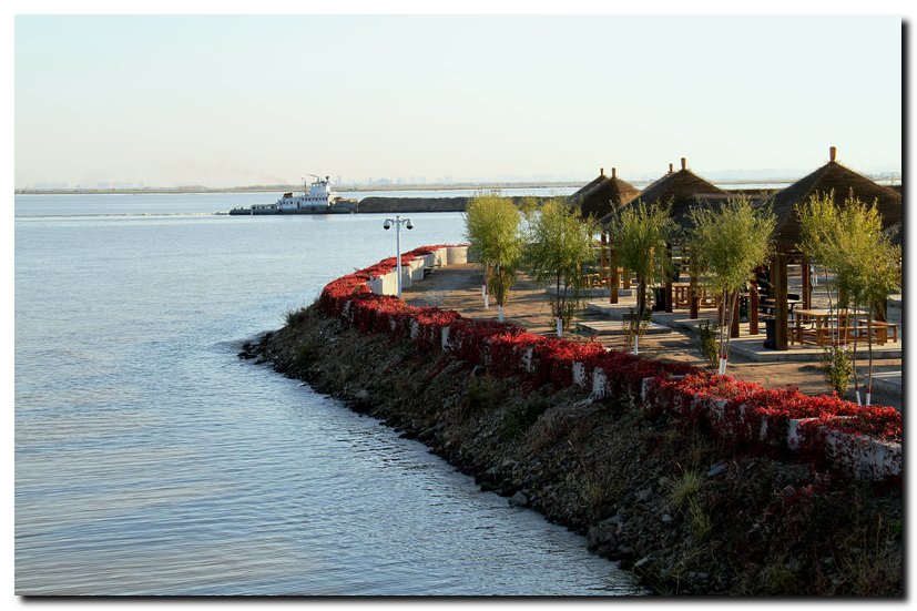 松花江上,碧水蓝天下,再续影视传奇!