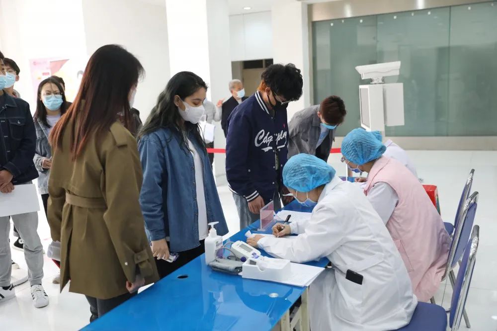 签署知情同意书