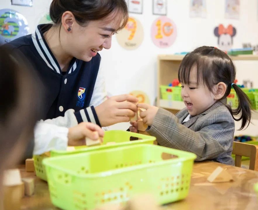 芙蓉区红黄蓝幼儿园：打造高端品牌 接轨国际教育