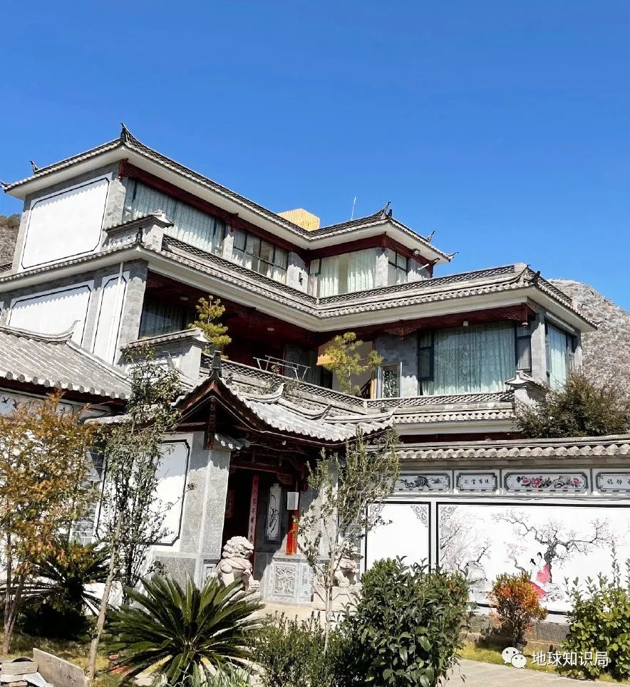 福建农村建豪宅的原因，找到了 图5