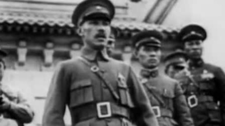 蒋介石对杨虎城收留共产党员不满，试图将南汉宸押往南京