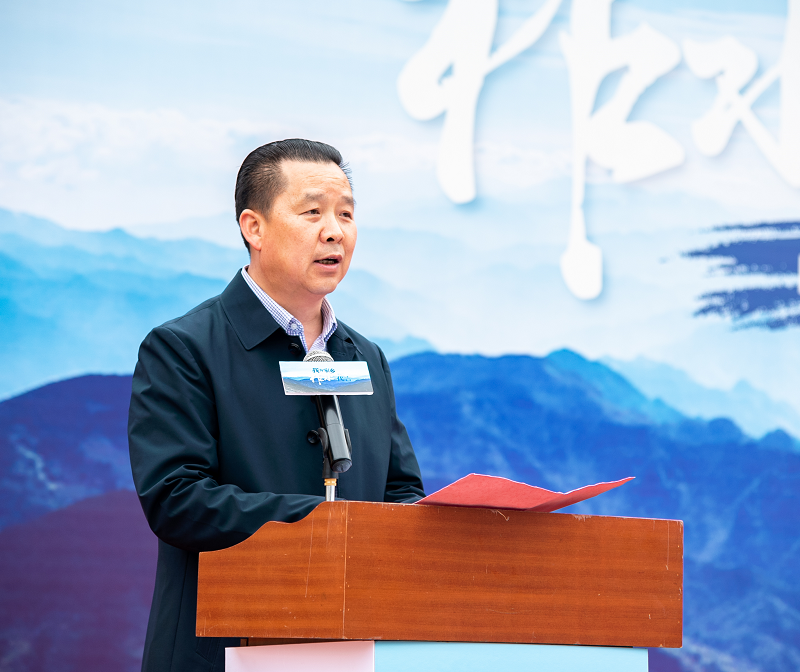 柞水县副县长李浴溱