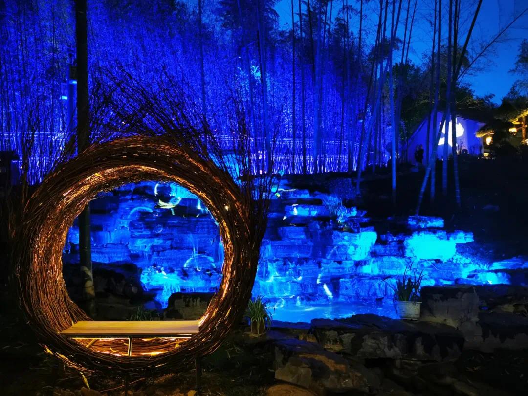 中原竹寨夜景图片