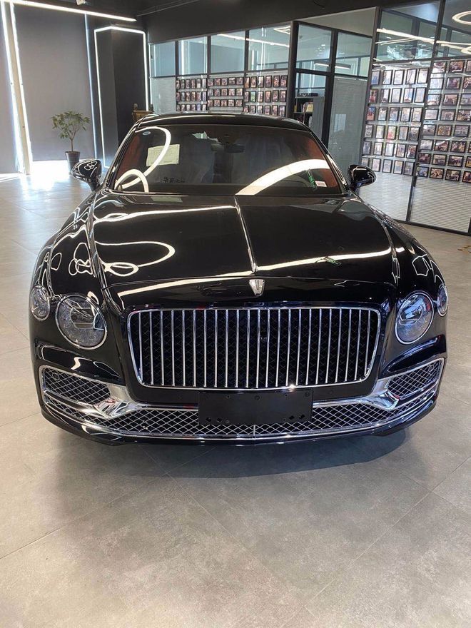 全新宾利飞驰 视觉效果十分夸张时尚_凤凰网汽车_凤凰网