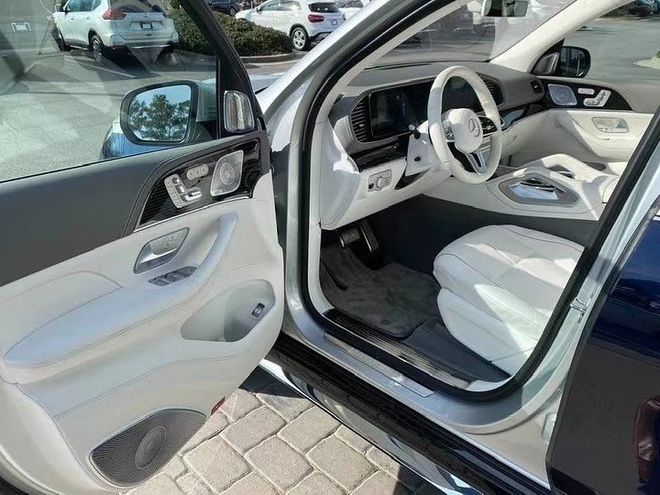 全新迈巴赫GLS480 引领豪华SUV 优惠   