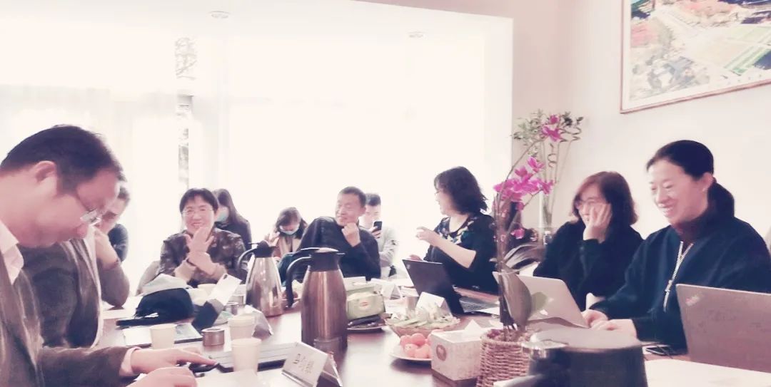 慈善法治圆桌汇第1期纪要:慈善组织的法律地位 | 慈善法13