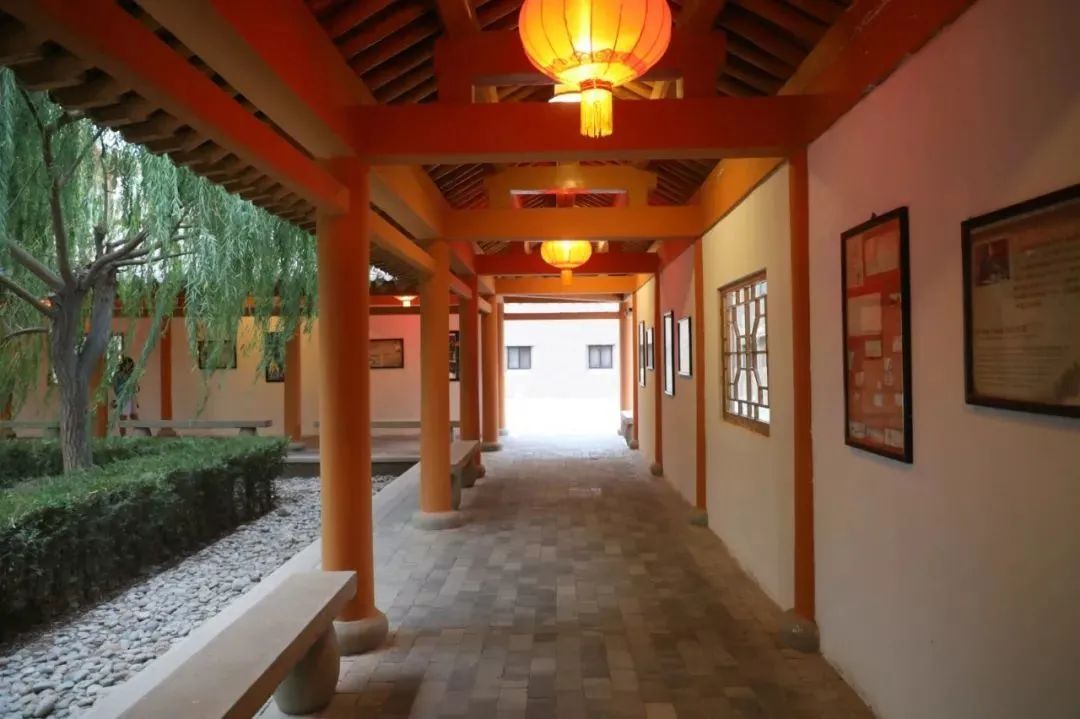 走进“东亚文化之都”:住在敦煌