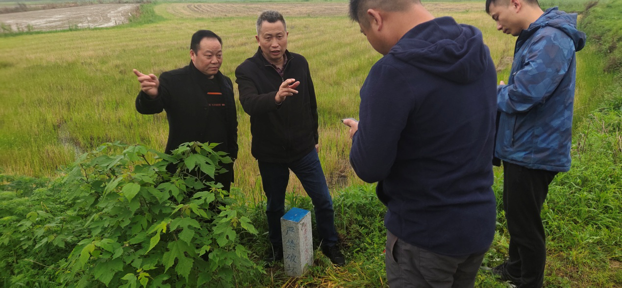 湘潭市水利局河湖划界技术指导组到湘潭县开展河湖管理范围划定工作现场检查和技术指导工作