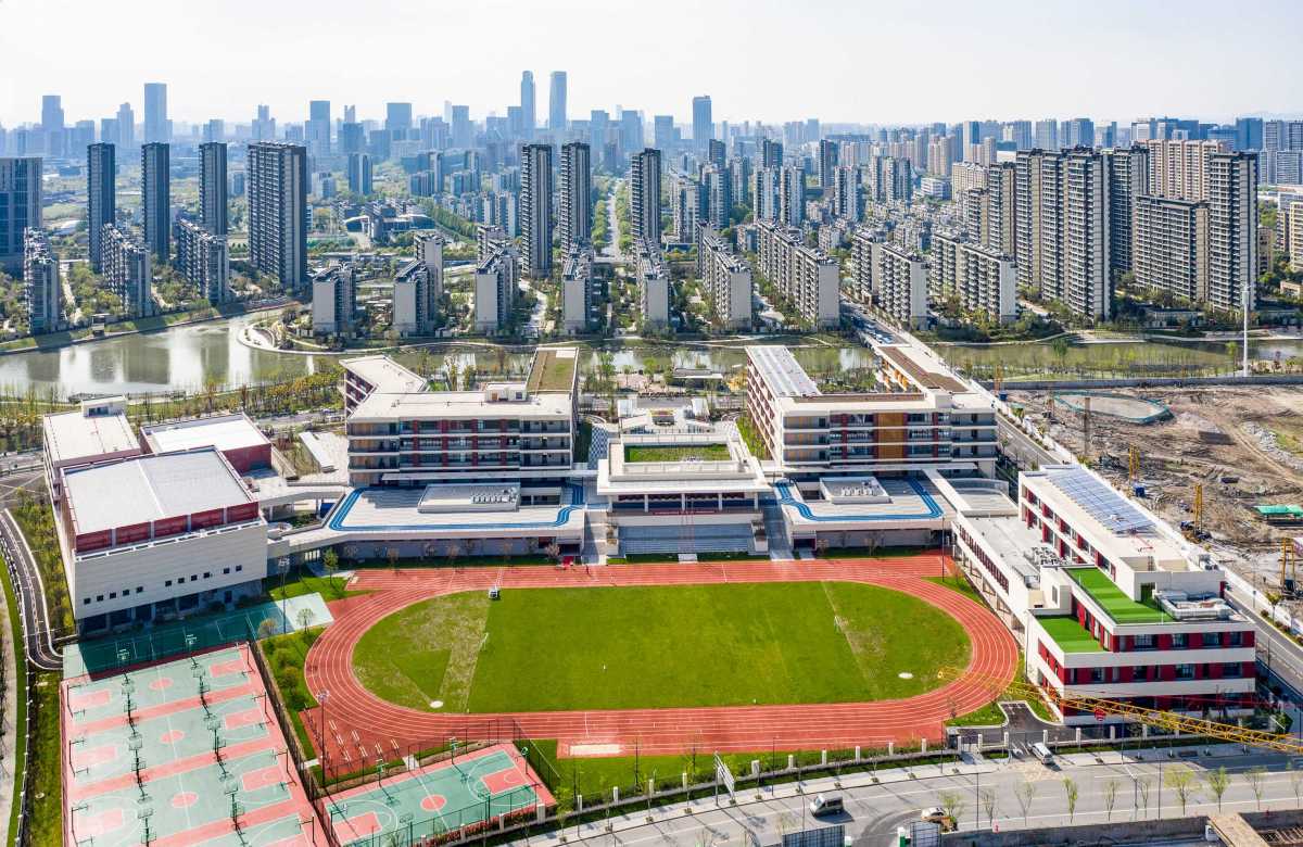 1明湖校区1.jpg