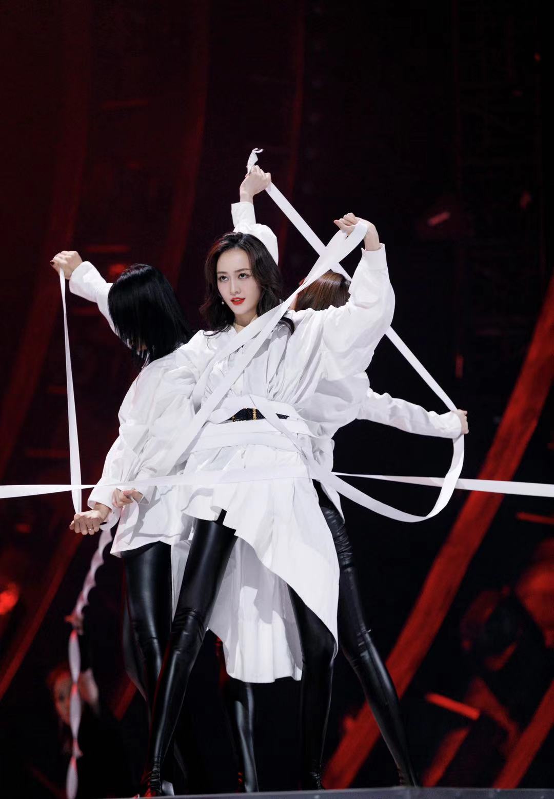 王鸥参加《乘风破浪的姐姐》第二季