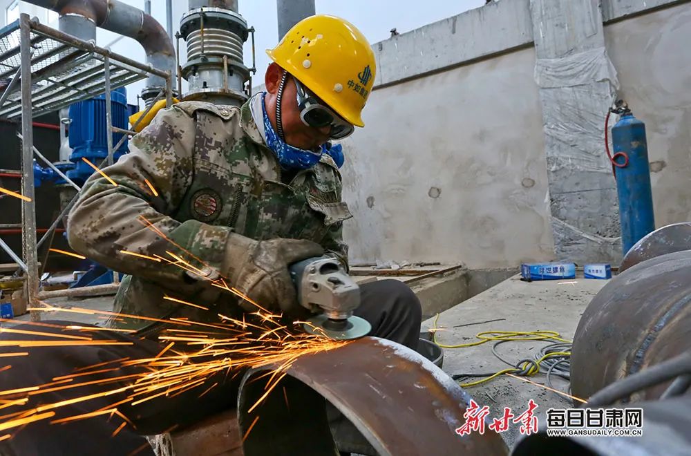 千里陇原是什么颜色?