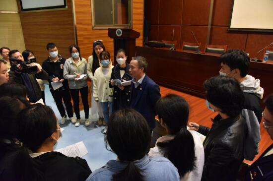 党史学习教育江西省委宣讲团在豫章师范学院宣讲