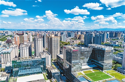 西安发展日新月异 记者 窦翊明 摄