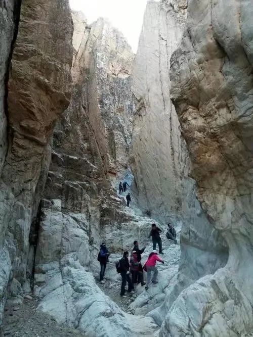 ↑一线天（来自网络）