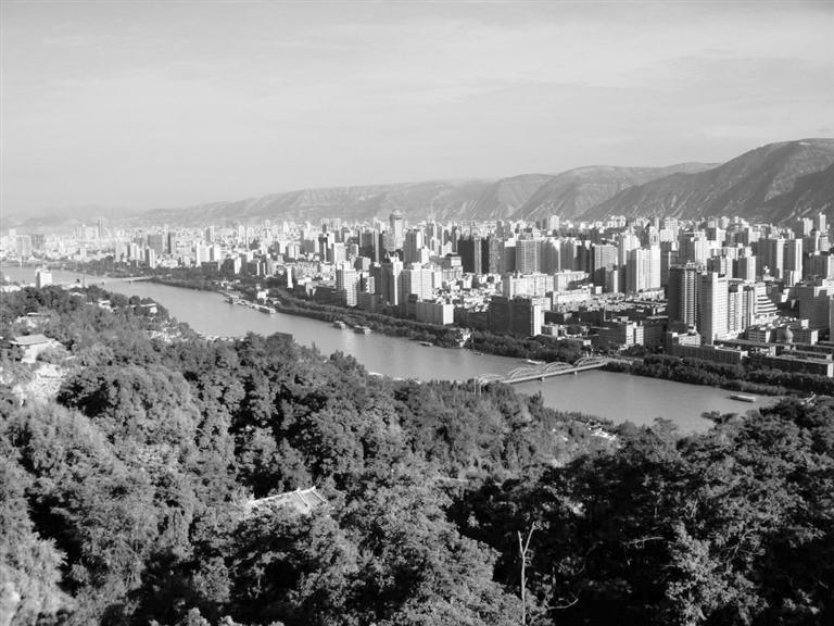 九州台上看兰州