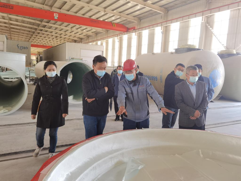 衡水学院电信学院到河北益涛复合材料有限公司进行校企深度合作调研