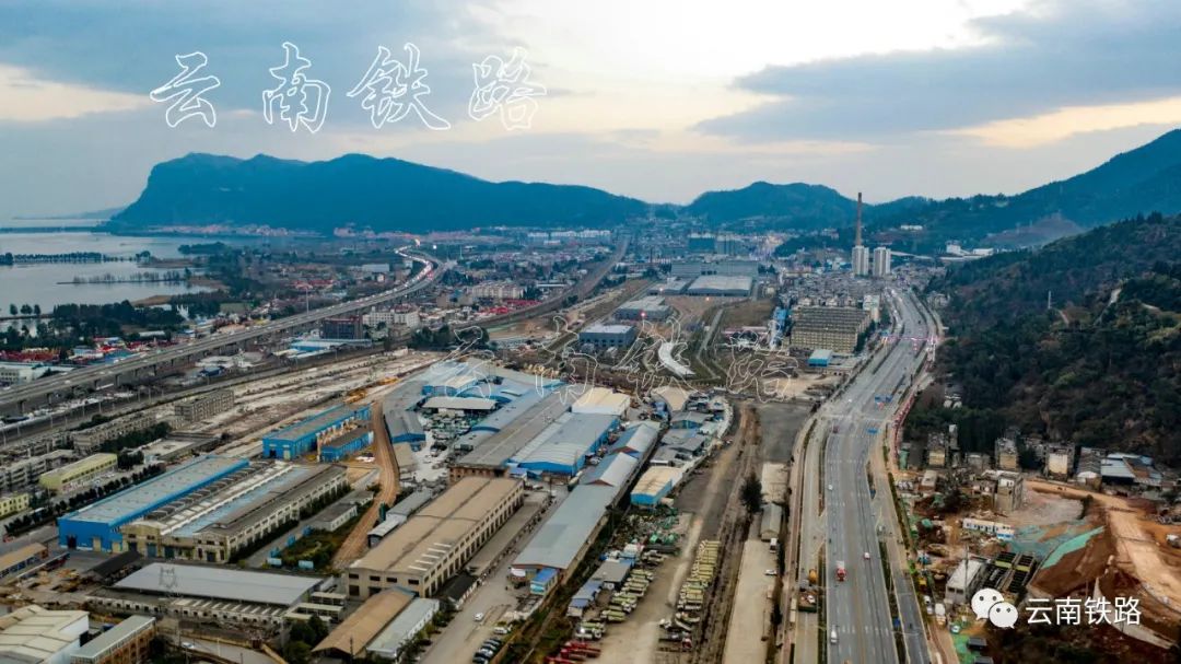 新昆明铁路西客站开工后最新实况曝光