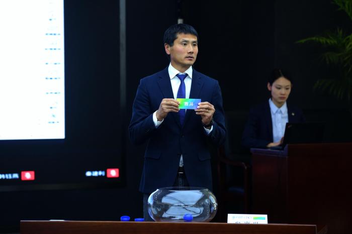 资料图：中国足协执委、国家队训练总监邵佳一 中国足协供图