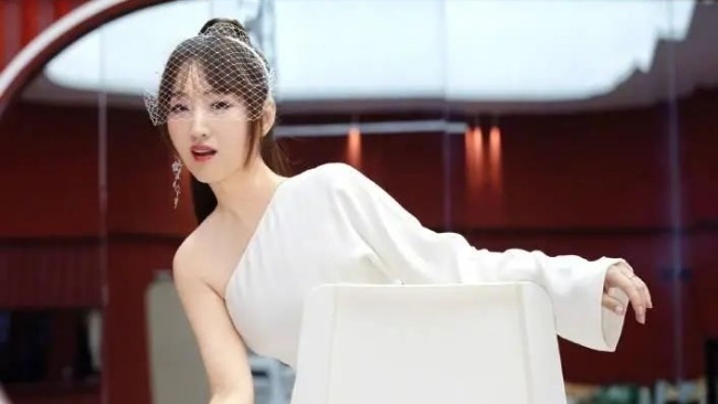 90年代最靓甜妞，搅乱中年男子芳心的梦_凤凰网