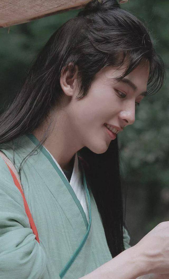 谁说古风只适合女孩子男孩子的古装扮相也很绝啊