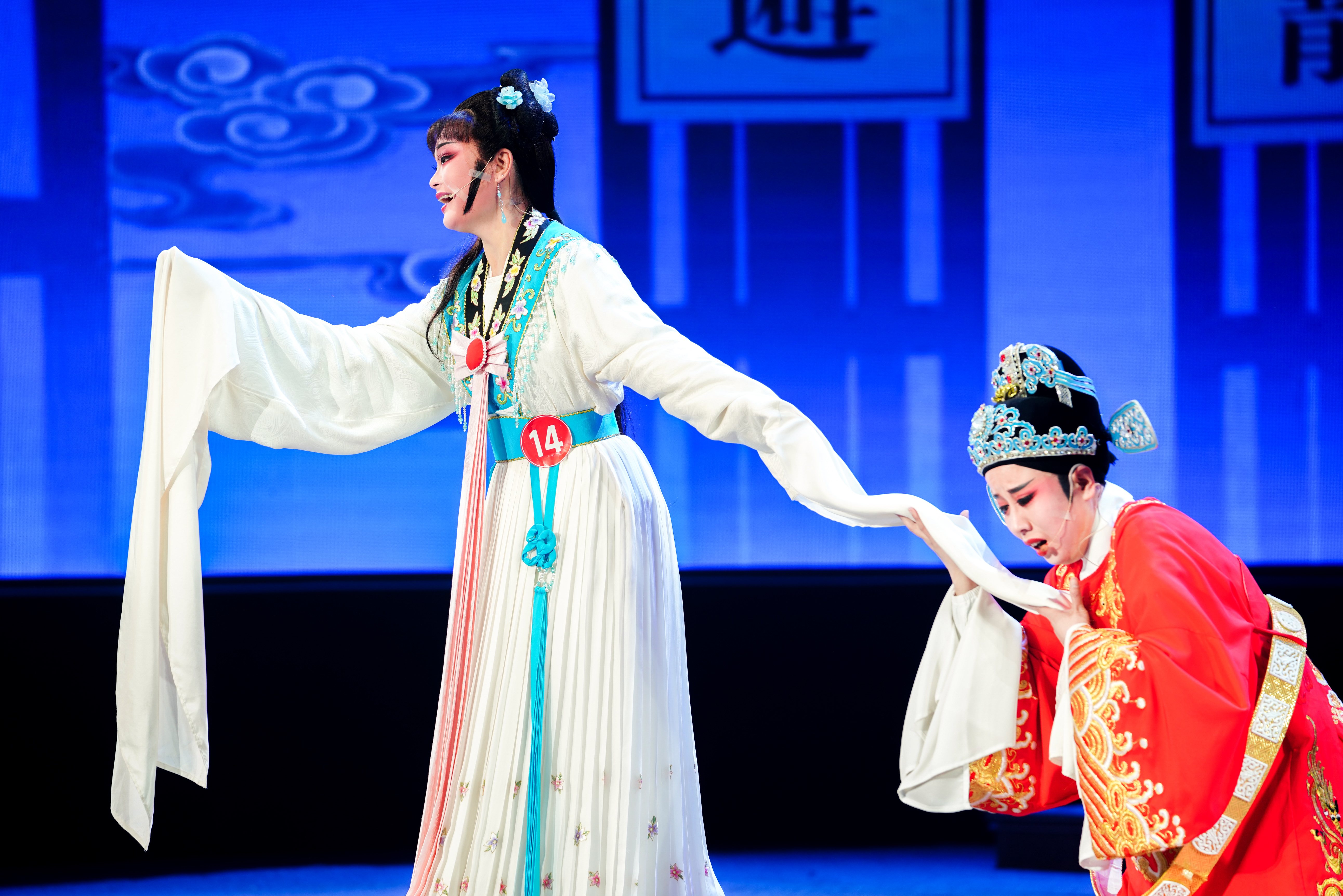 宁波市第二届全民戏曲大赛迎来巅峰对决,张海燕、史艳拔得头筹