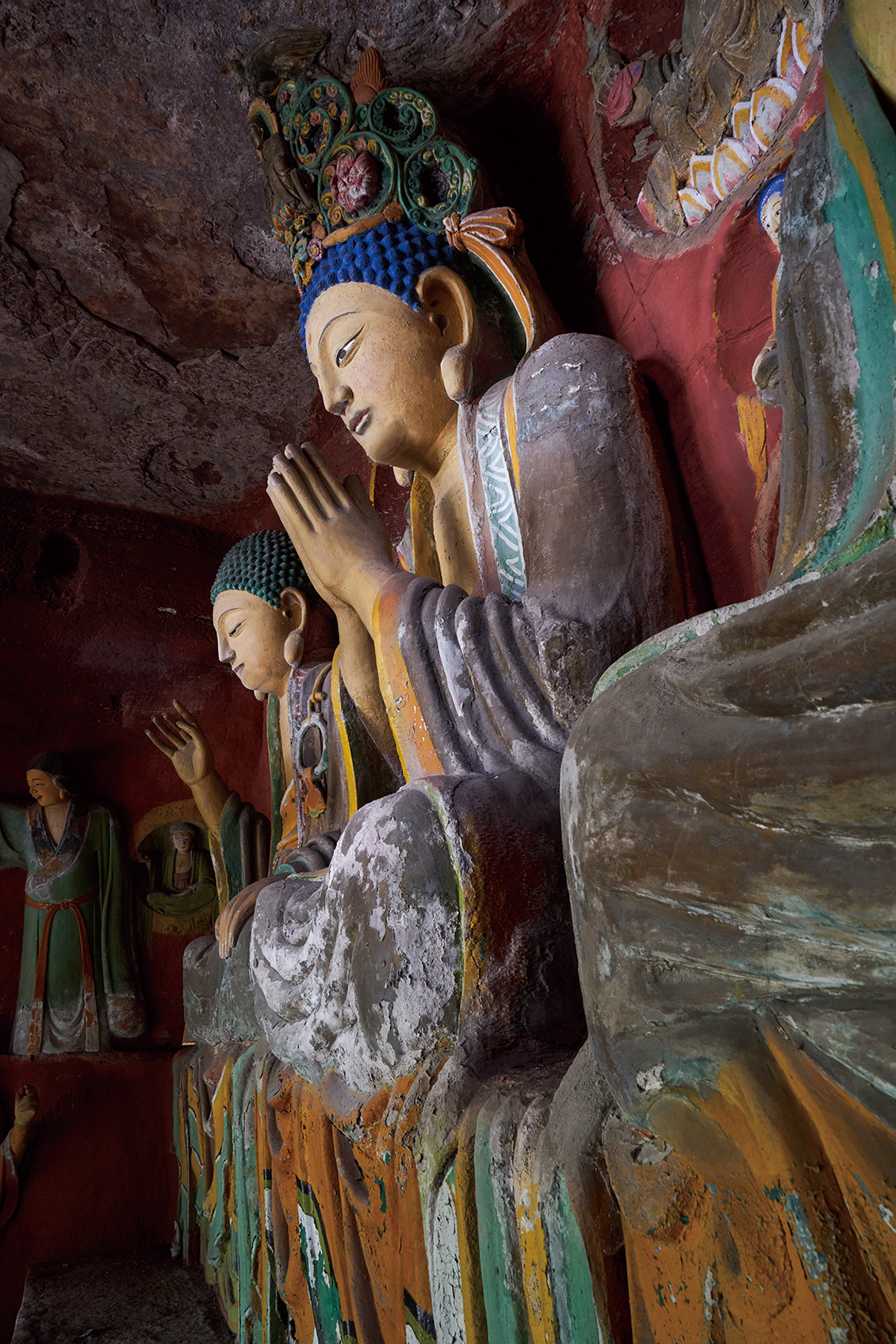 安岳新发现的川密三身佛造像