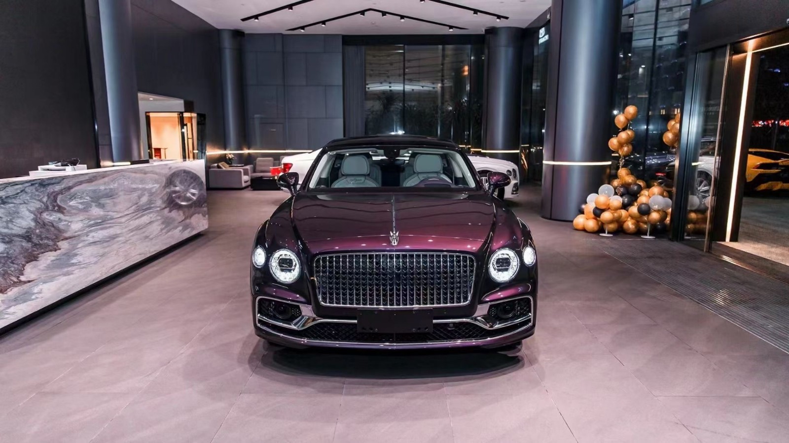 2021款宾利飞驰报价 汽车行业的第一梯队