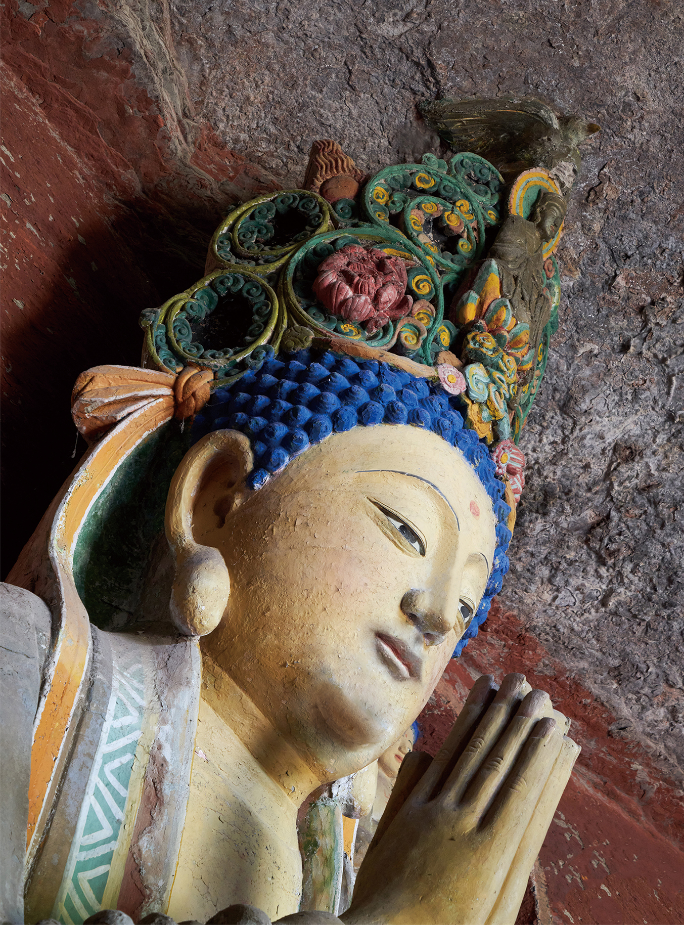 安岳新发现的宋代毗卢遮那佛精美头冠