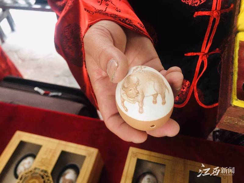 ▲乐安非物质文化遗产“蛋雕”。摄影|记者孙沐雨