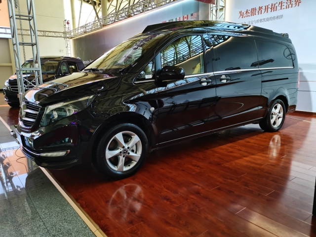 天津港平行进口奔驰威霆现车出售热销