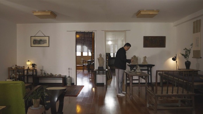 一个赤贫风的上海房子：宣纸糊顶、沙泥抹墙，20年越住越时髦