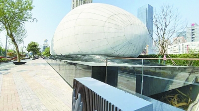 “长江之石”实景图。记者冷靖华 摄