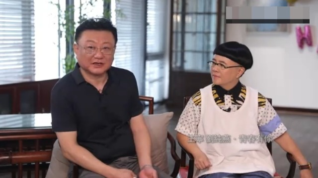 《新闻联播》主播“退役”后干啥了？王宁的反差让鲁豫大吃一惊