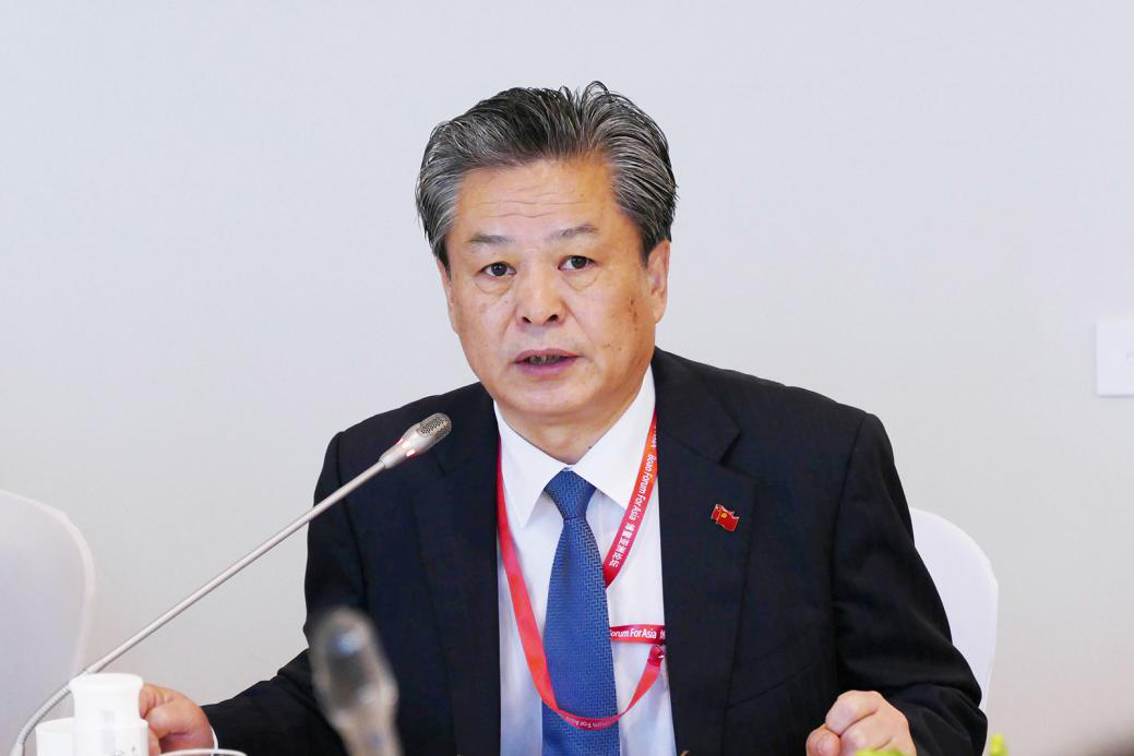 中国东盟中心秘书长陈德海